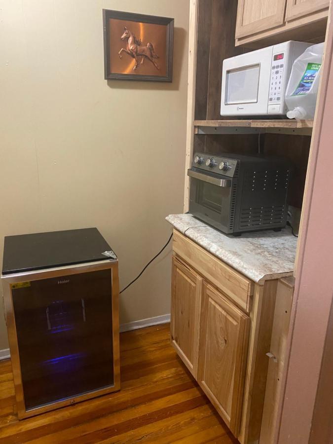 Single Room,1077920680:JPEG