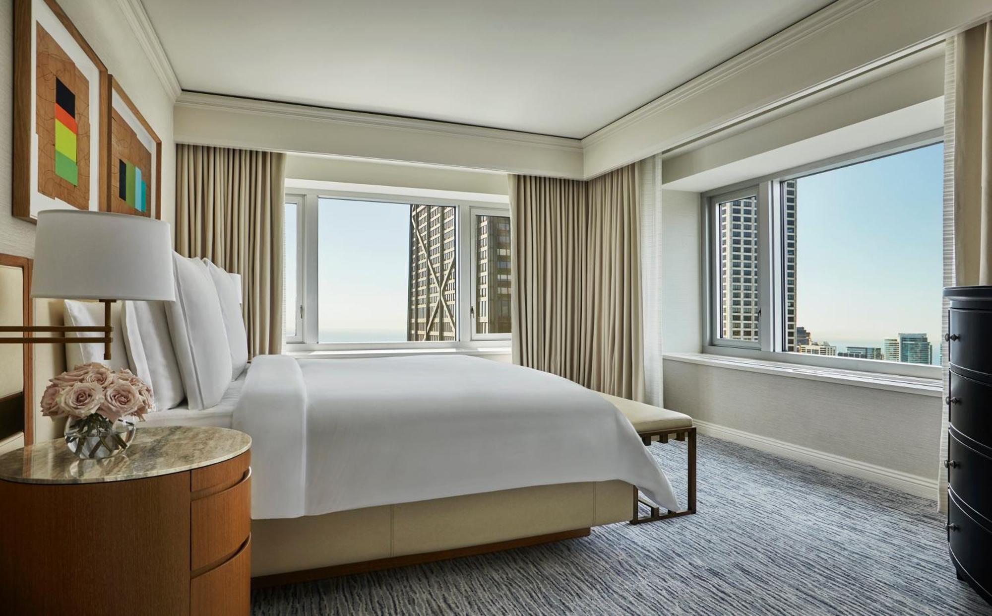 Executive King Suite City View