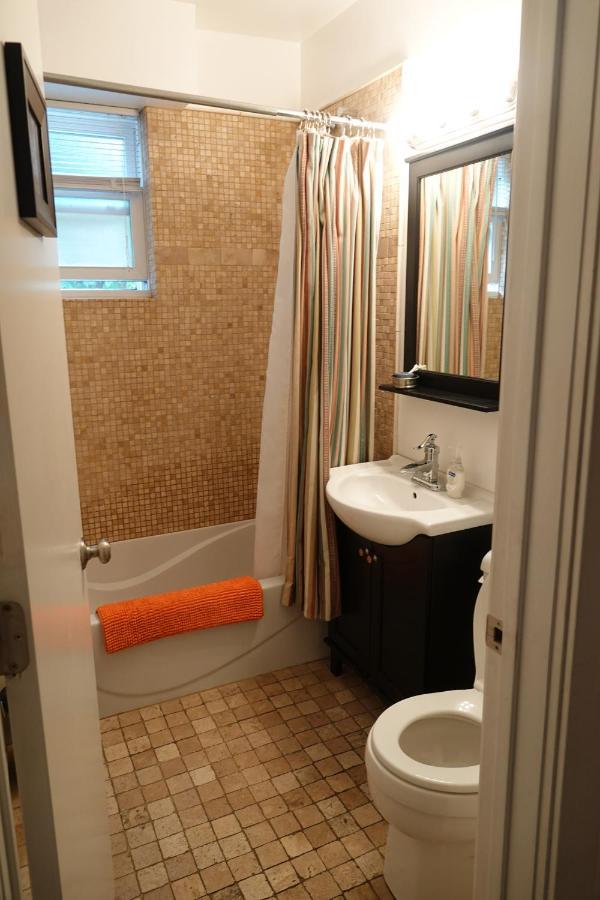Triple Room Private External Bathroom
