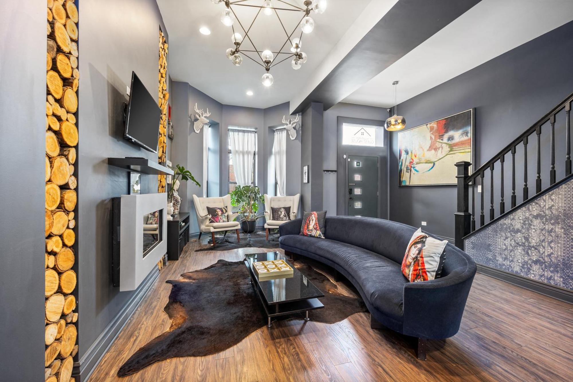 Queen Room