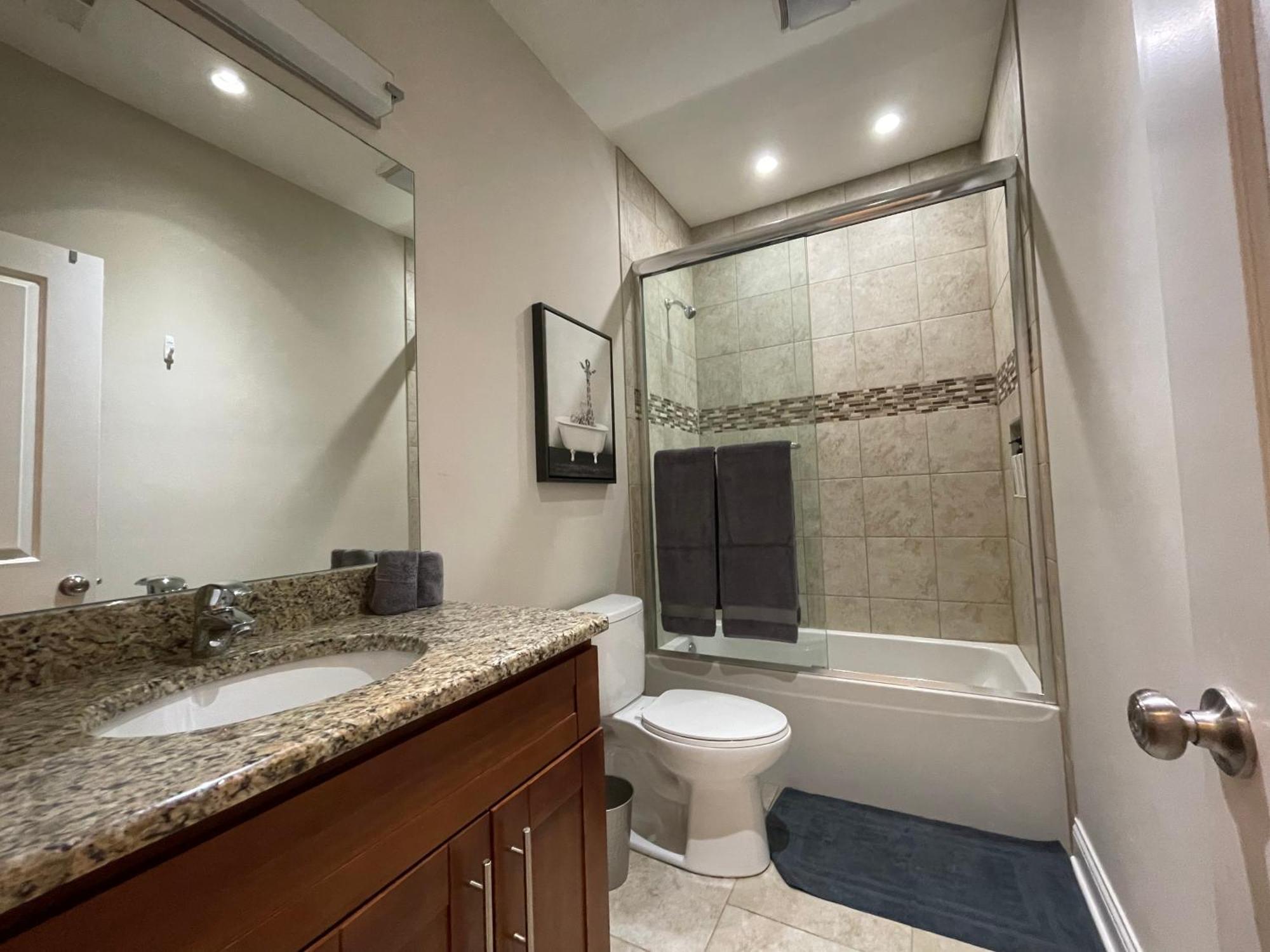 Four-Bedroom Luxury Apartment