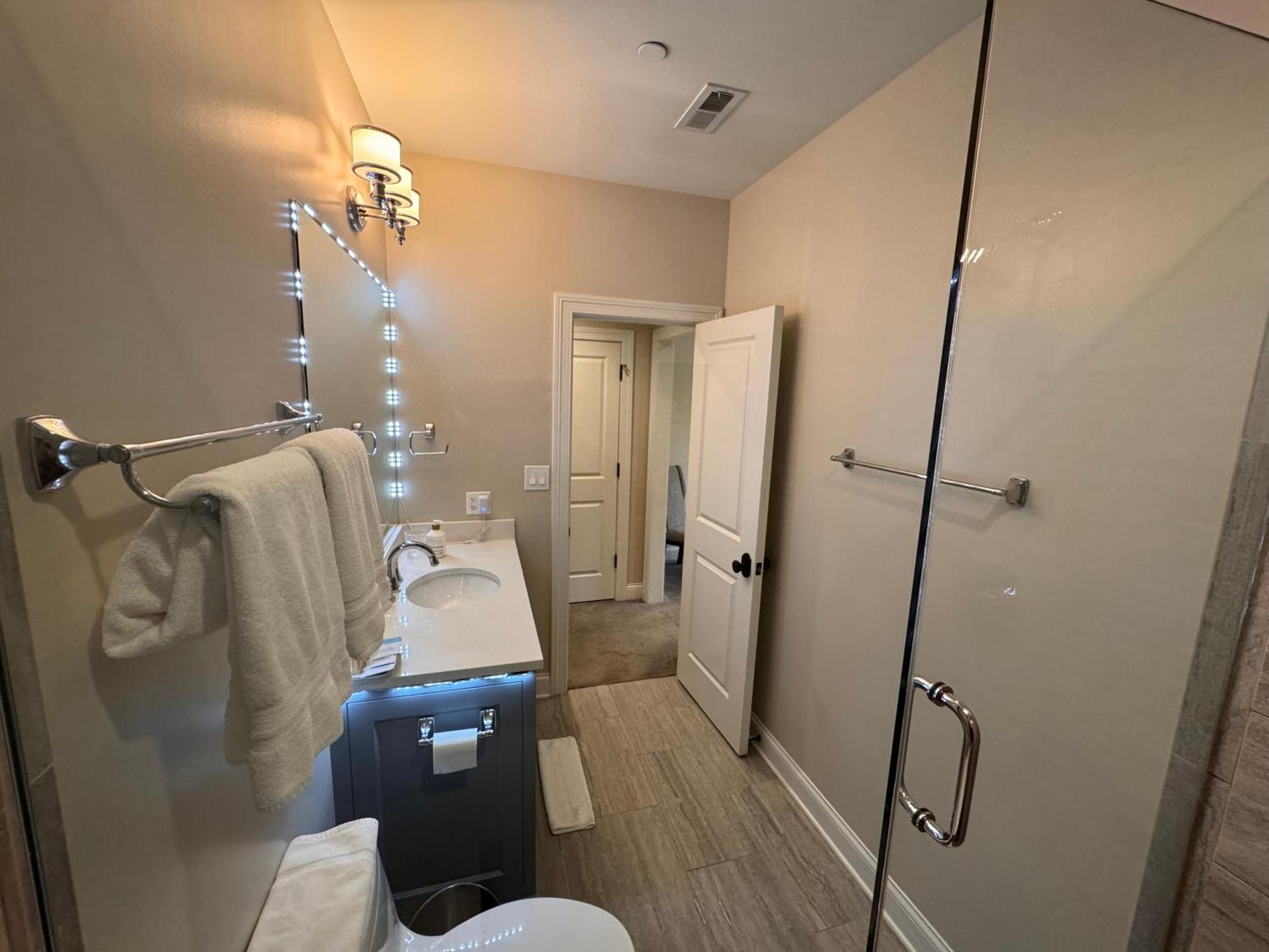 Deluxe Queen Room Two Queen Beds