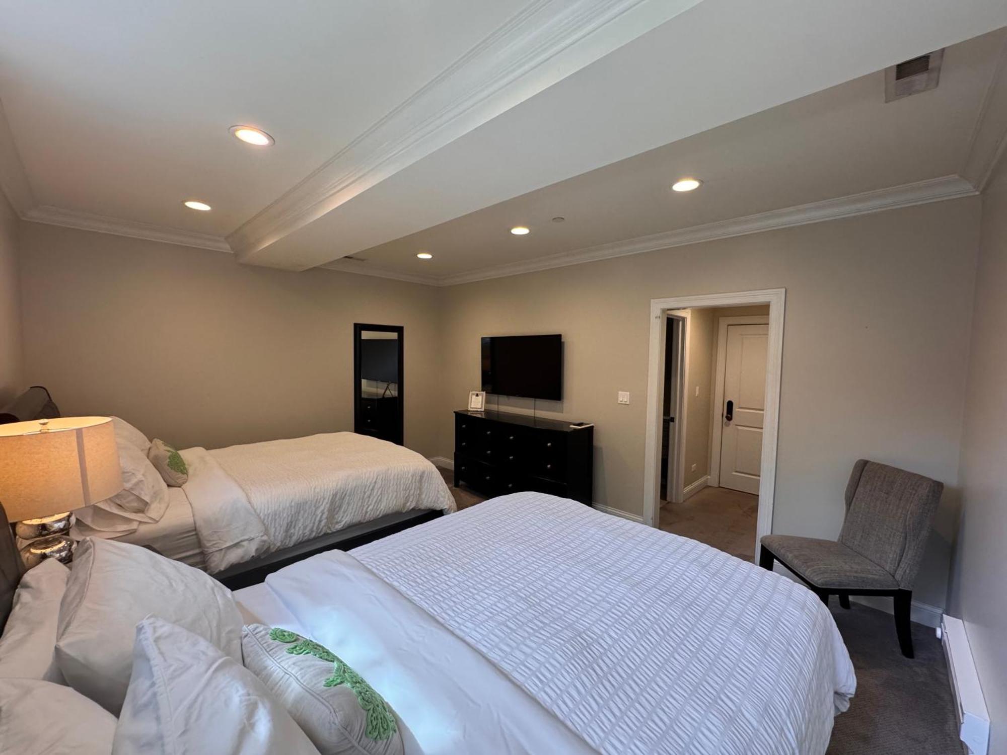 Deluxe Queen Room Two Queen Beds