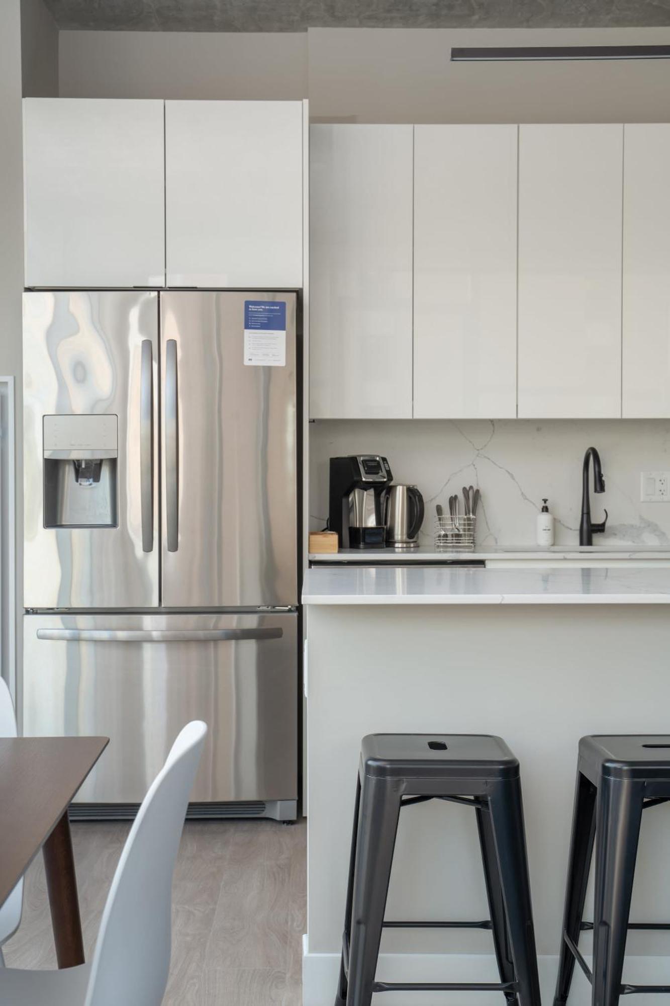 Two-Bedroom Apartment Self Check Virtual Front Desk