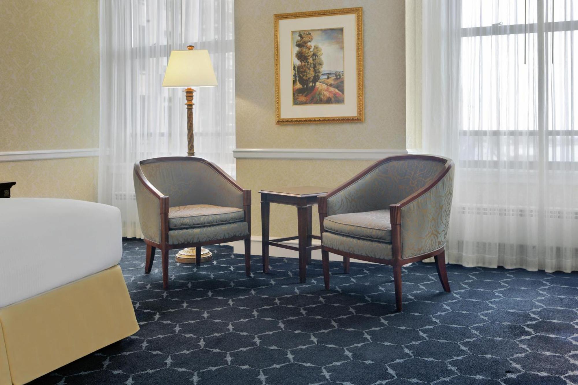 Deluxe King Room High Floor
