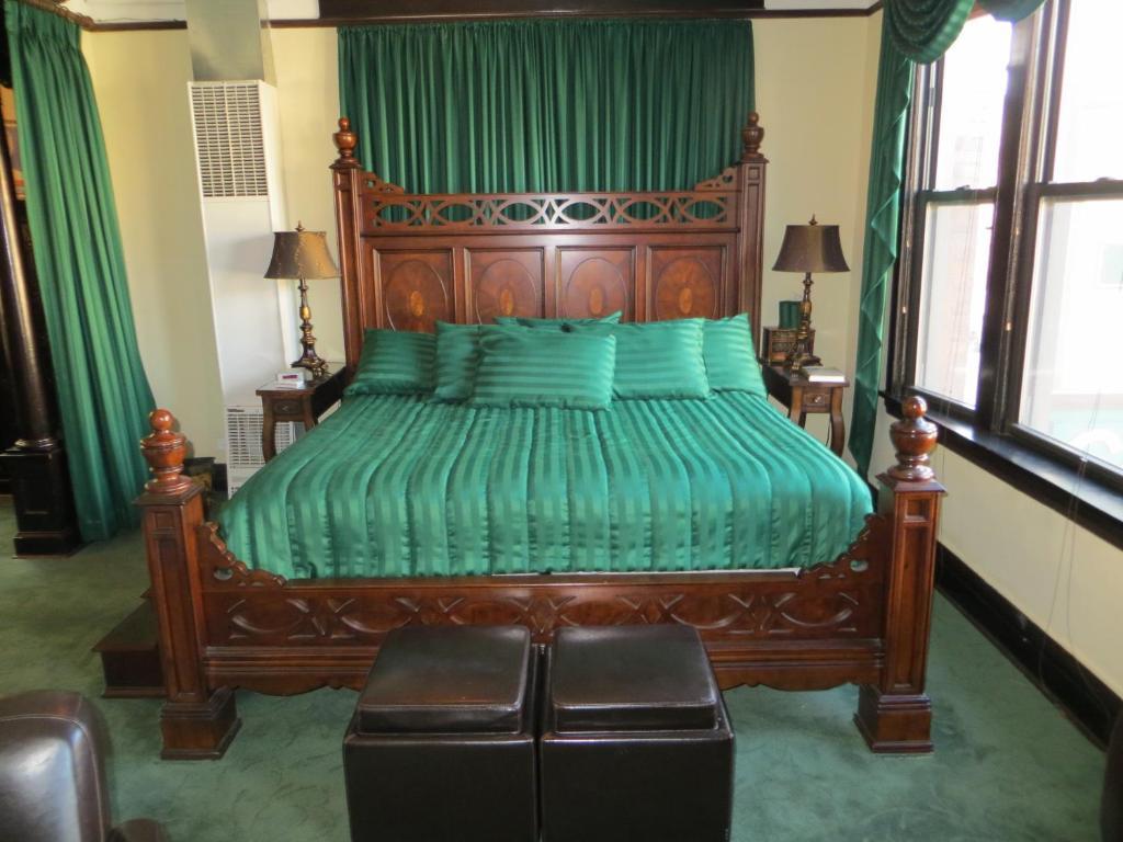 Three-Bedroom Suite