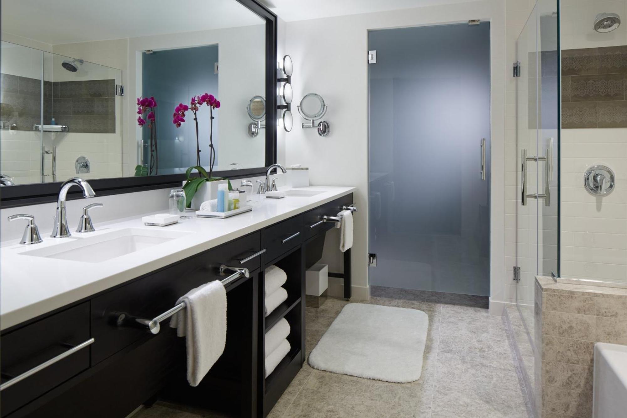 Lake View Suite,1210572736:JPEG