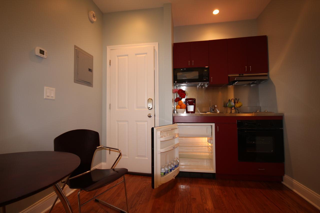 Deluxe Studio