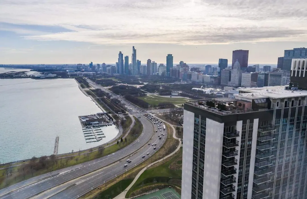 3Br Sophisticated Sky Suite With Incredible Views-1
