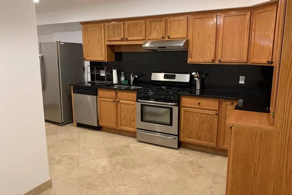 Studio Flat In The Heart Of Downtown Chicago-1