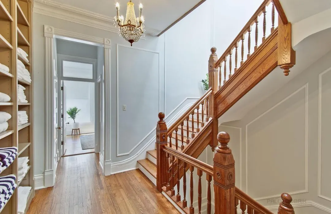 Historic Luxury Townhouse In Downtown Chicago-1