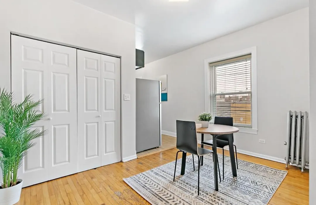 1Br Apartment In Rogers Park With King Bed - Lunt 2E-1