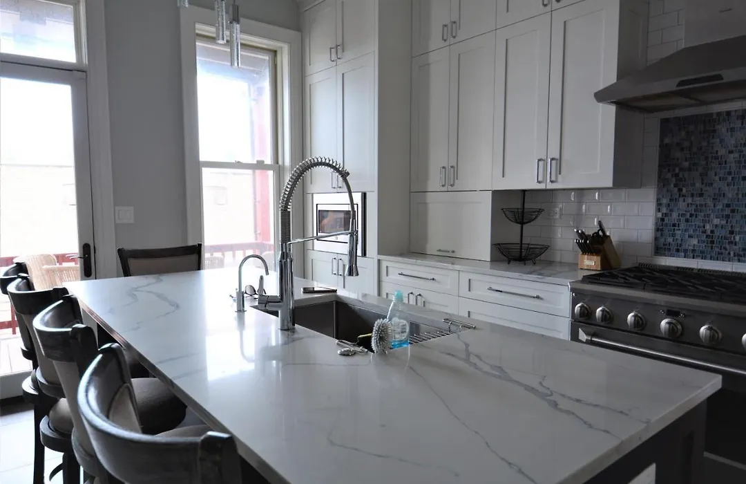 Penthouse Level, Stunning Wrigley Stay-1