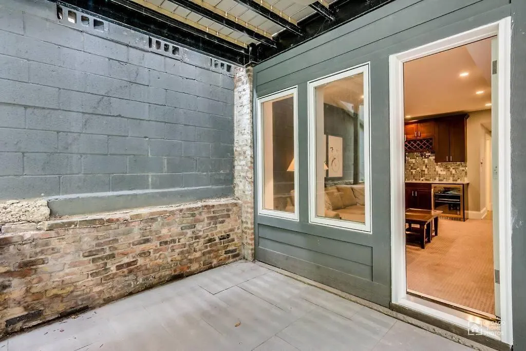Gold Coast Villa With Free Parking Garage Sleeps 10-1