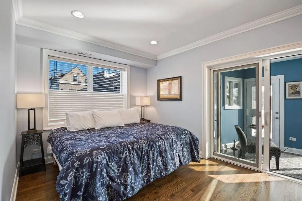 Luxe 5Br 5Ba Single-Family Home With Free Parking & Pet Friendly!-1