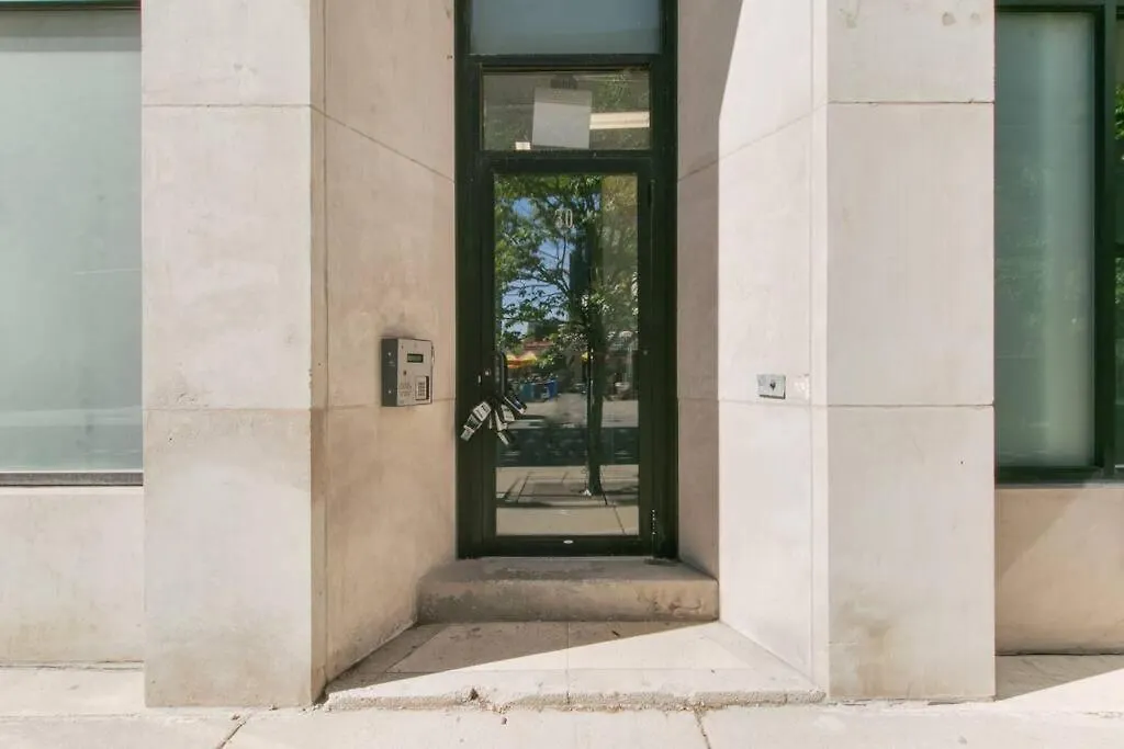 Merged Perfect 1Br Apt In The City, Close To Everything - Lake 205-1