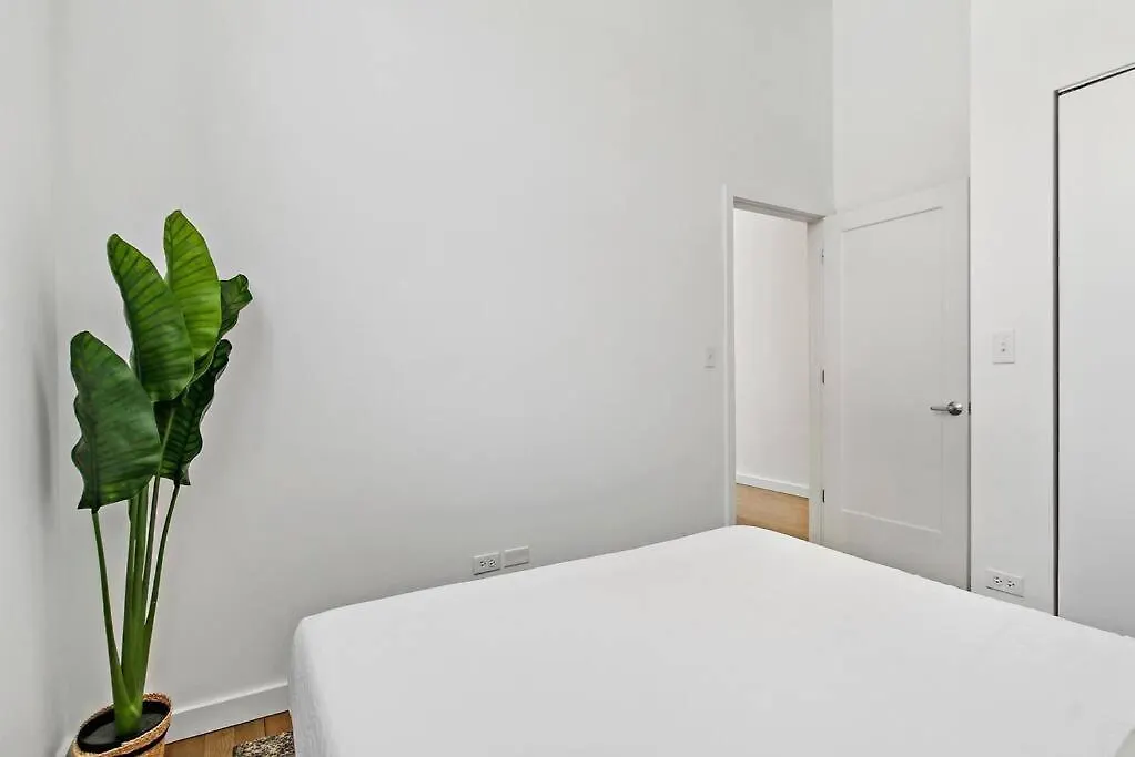Calm & Minimalist 1Br Apartment - Lake 204-1
