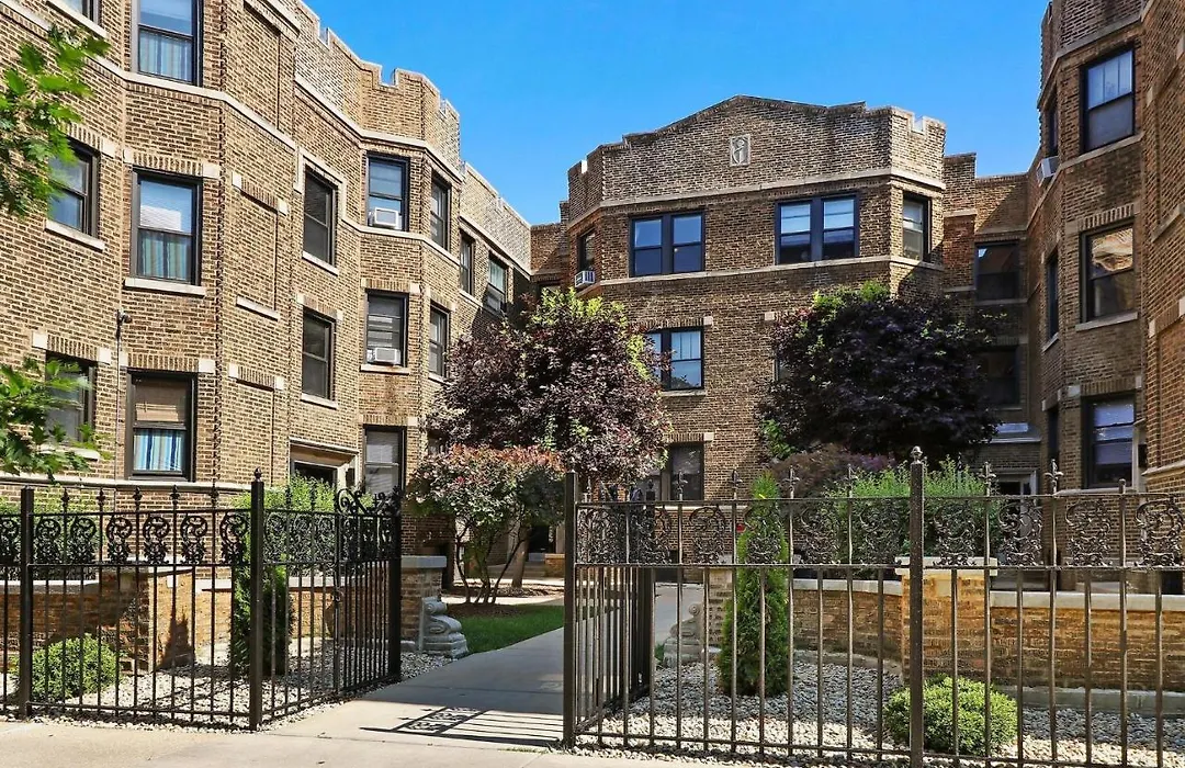 Darling 1Br Lakeview Home Near Music Venues, Shops - Cornelia 2E-1