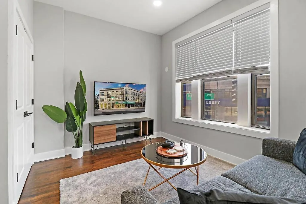Sunny 3Br Retreat Homey & Fully Equipped - Central Park N2-1