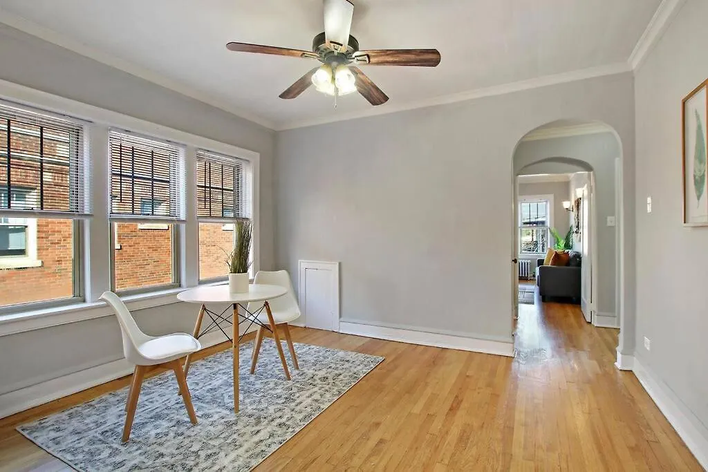 1-Bedroom Wonderful & Fully Equipped Apt - Montrose 3B-1