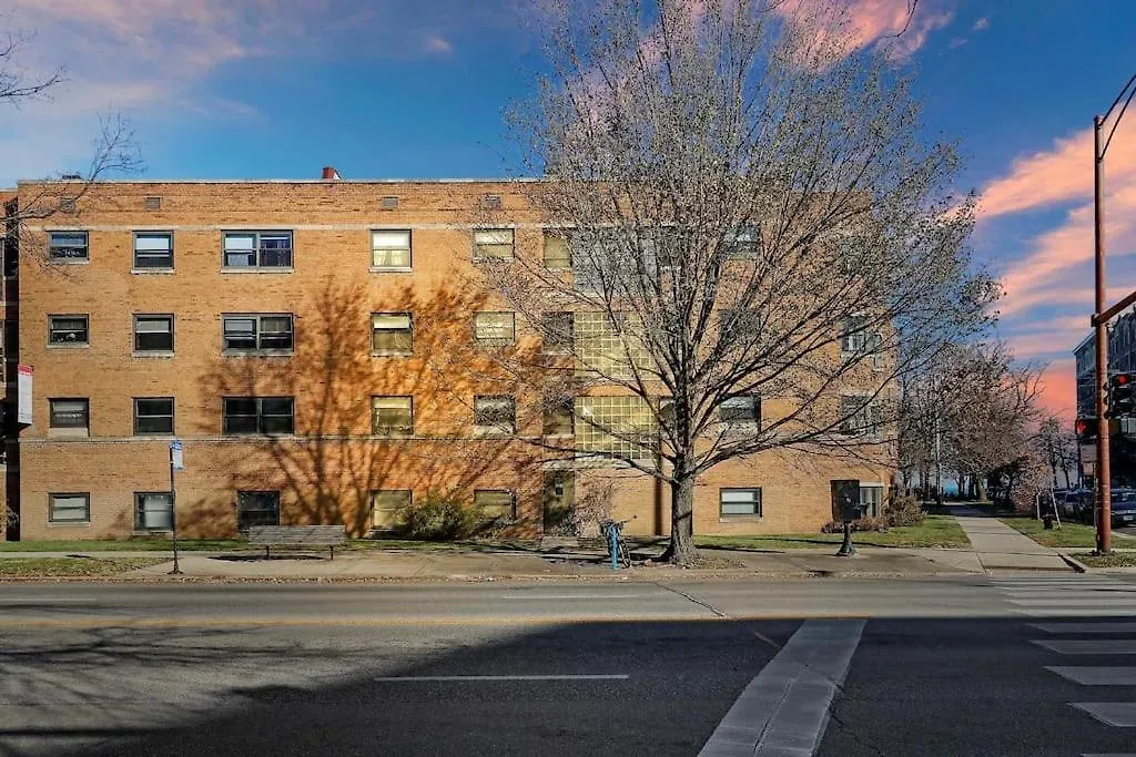 Decom Cozy & Fully Furnished 2Br Apt With Wi-Fi - Sheridan S2-1