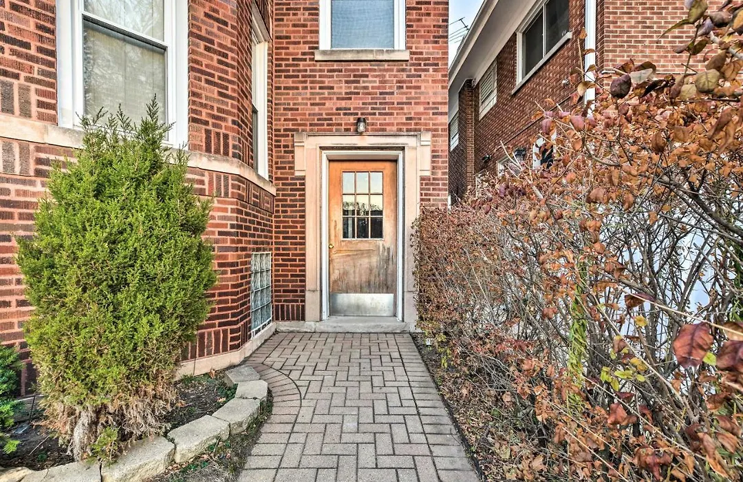 Chicago Apartment 3 Mi From Wrigley Field!-1