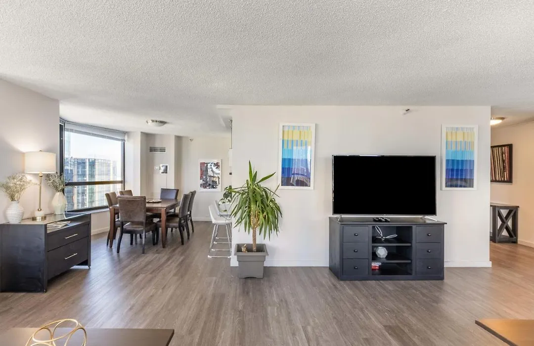 3Br Premium Executive Penthouse W/ Pool & Parking-1