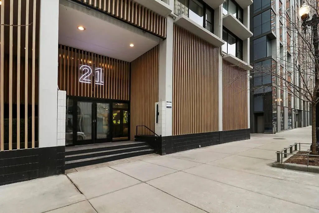 1Br Upscale Apartment In Perfect Location - Chestnut 02H-1
