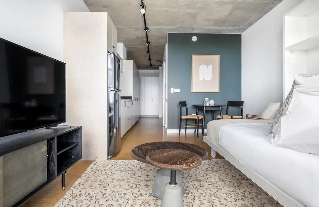 Lincoln Park Studio W Wd Nr L New City Chi-304-1