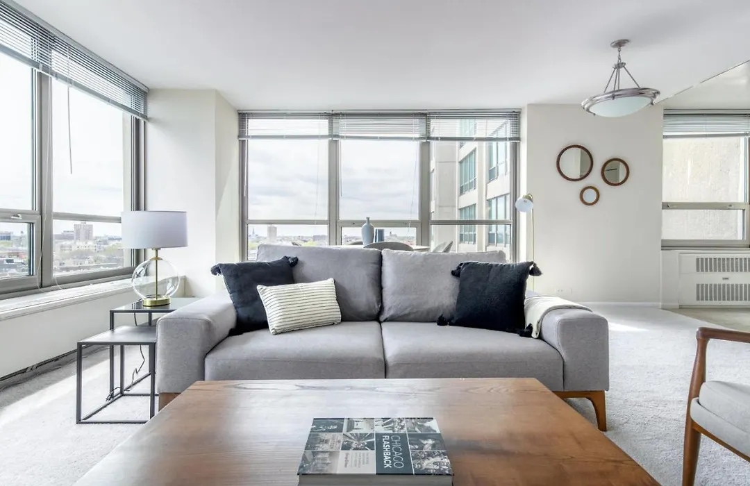 Lakeview 1Br W Rooftop Pool Nr Wrigley Field Chi-374-1