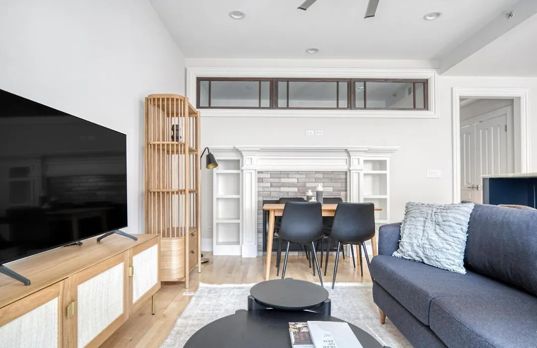 Wicker Park 2Br W Wd Roof 3 Blocks To L Chi-482-1