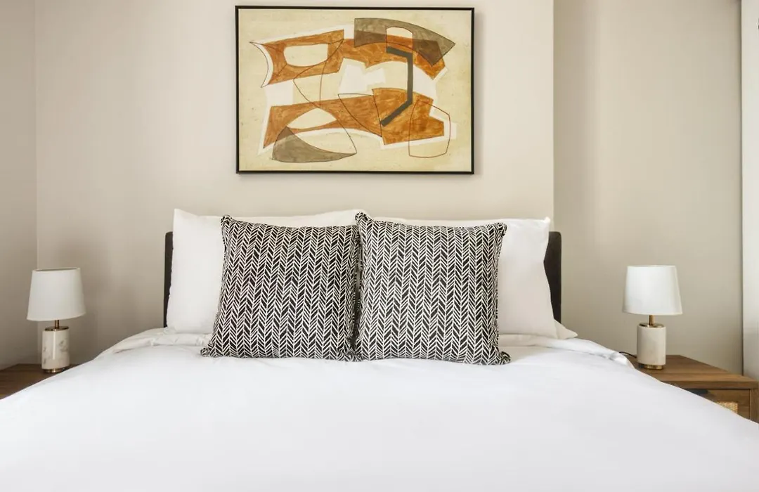 South Loop 2Br Nr L Grant Park Chi-808-1