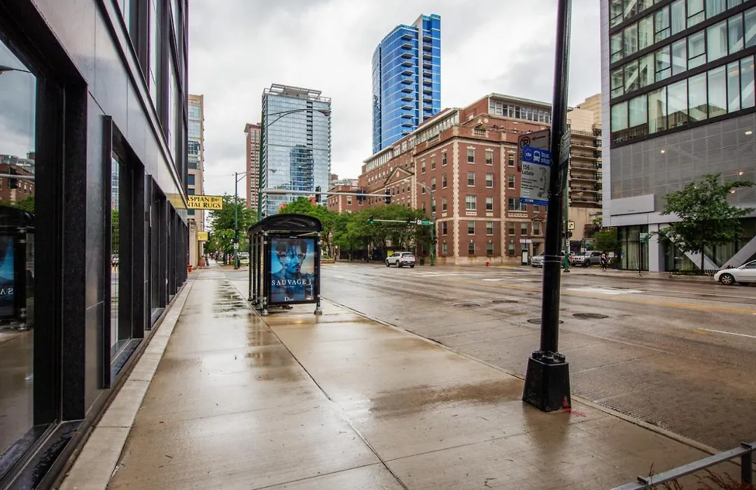 River N 1Br W Gym Rooftop 1 Block To L Chi-398-1