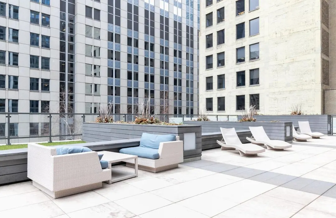 Loop Studio W Pool Gym Nr Theatre District Chi-272-1