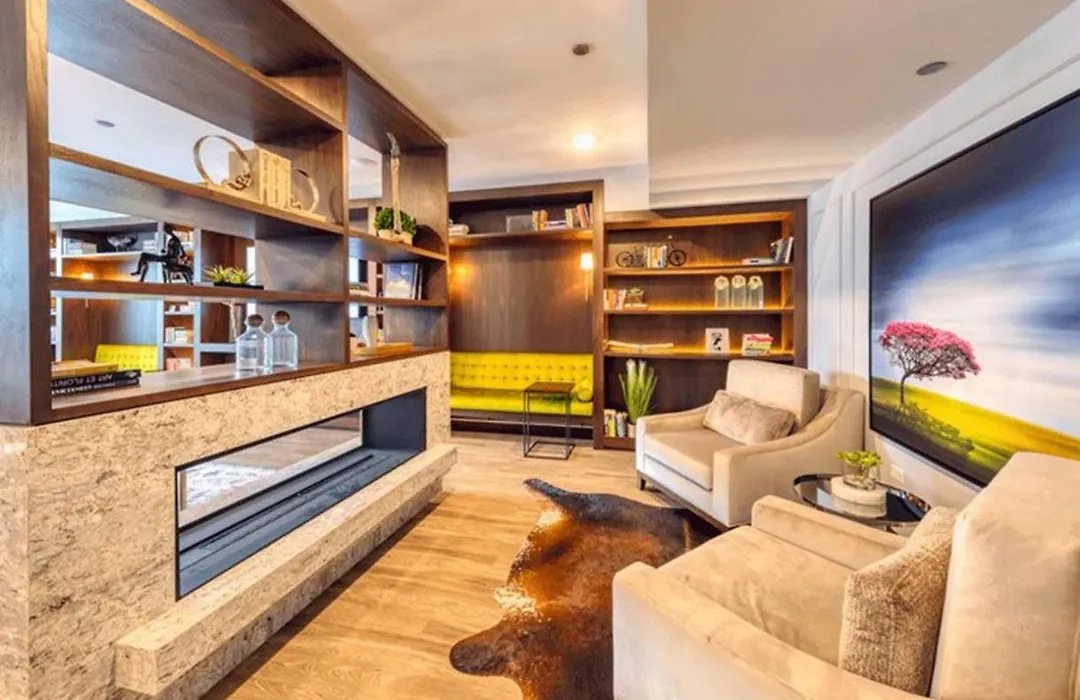 Logan Sq 2Br W Roof Gym 1 Block To L Chi-480-1