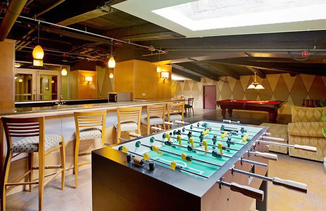 Loop 2Br W Gym Doorman Nr L Parks Chi-319-1