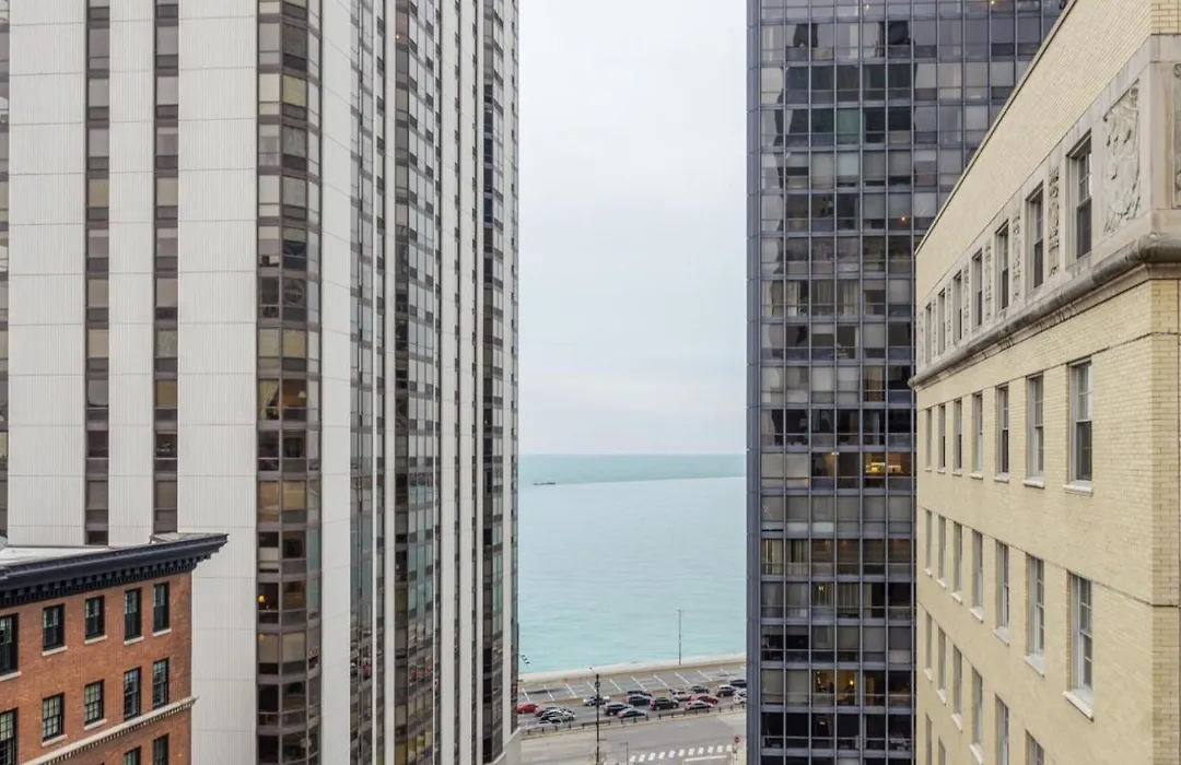 Streeterville 2Br Nr Shopping Cta Trails Chi-341-1