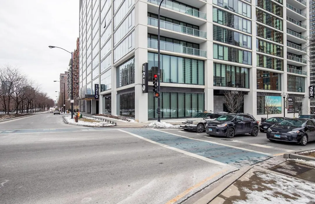 S Loop 2Br W Pool Gym Spa Nr Grant Park Chi-740-1