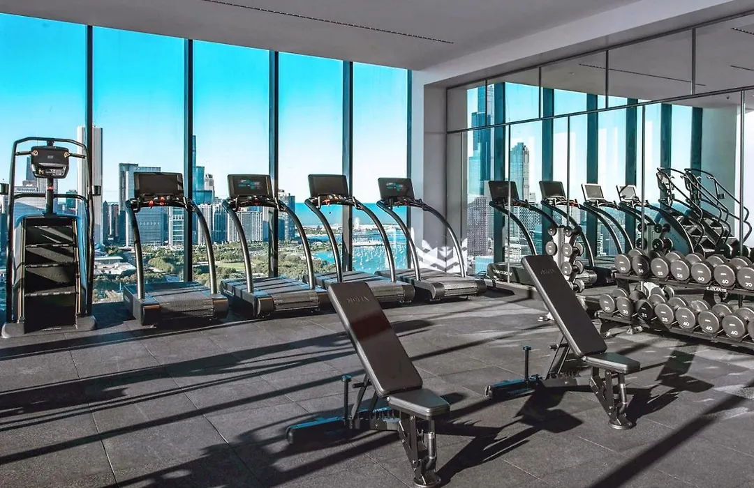 S Loop 1Br W Pool Gym Spa Nr Grant Park Chi-742-1