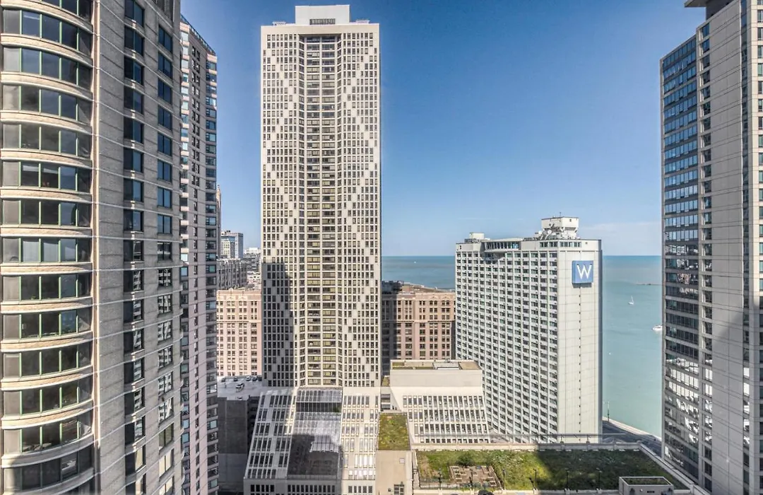 Streeterville 1Br W Gym Pool Nr Navy Pier Chi-447-1