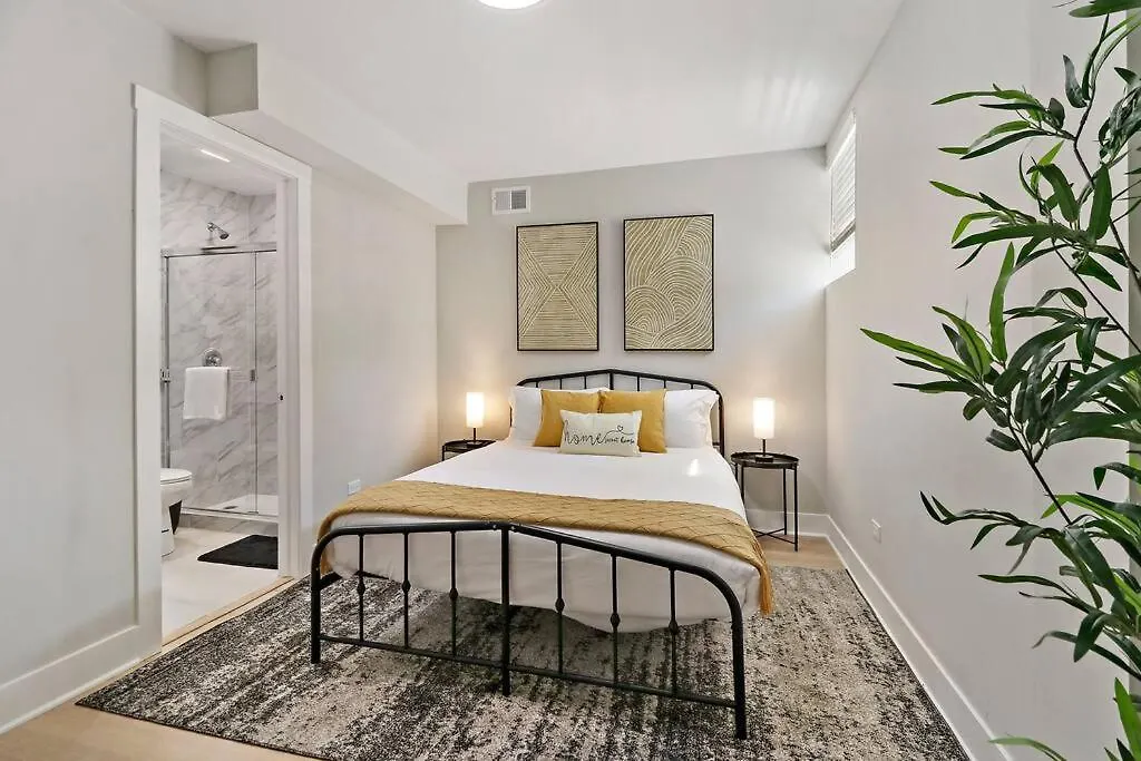 2Br Luxurious Apt With In-Unit Laundry - Ashland B-1