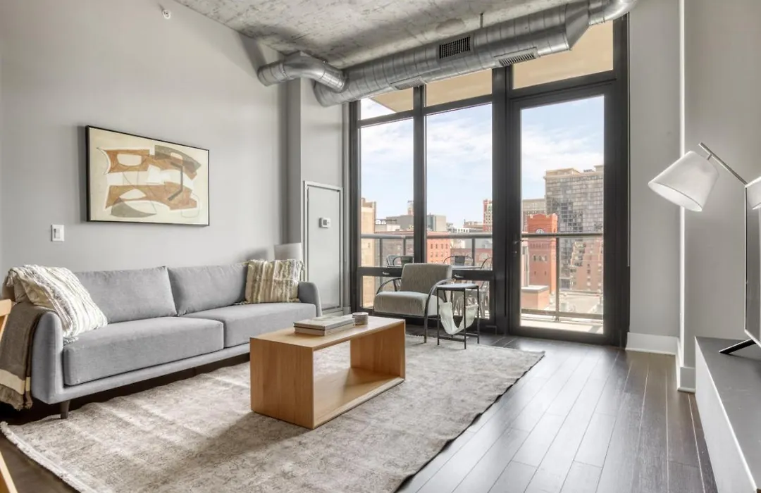 S Loop 2Br W Gym Pool Roof 1 Block To L Chi-691 Apartment-1
