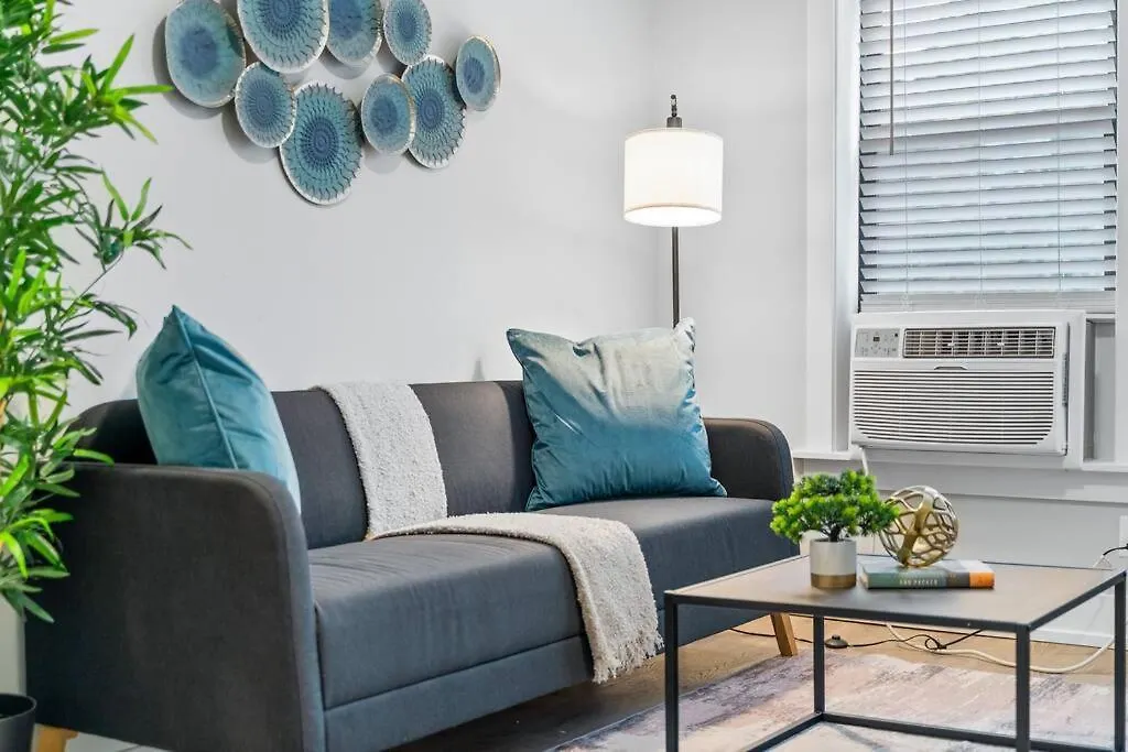 Charming 1-Bedroom Apt With A Homey Feel - Brompton 58-60 Rep-1