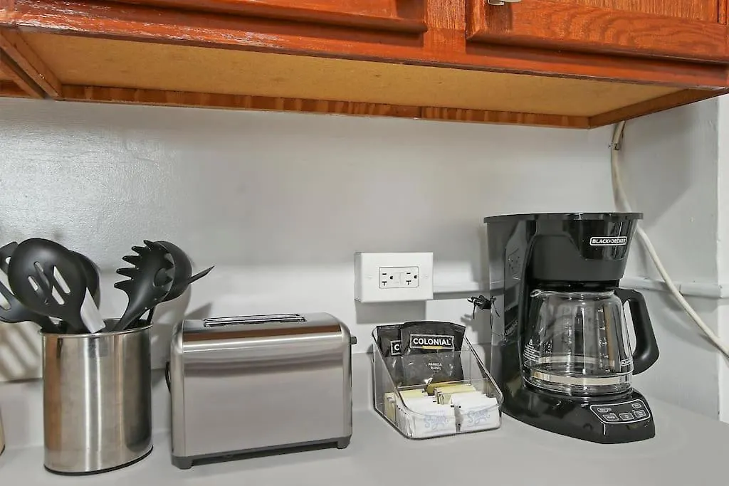 Warm & Inviting 2Br Apartment - Fullerton 1B-1