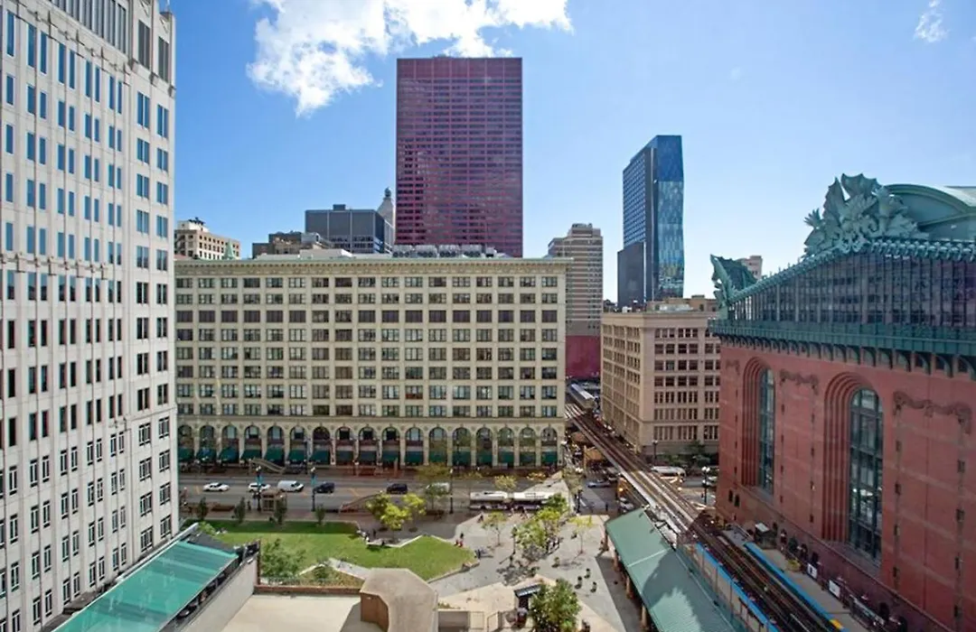 Loop 2Br W Gym Doorman Nr L Parks Chi-318-1