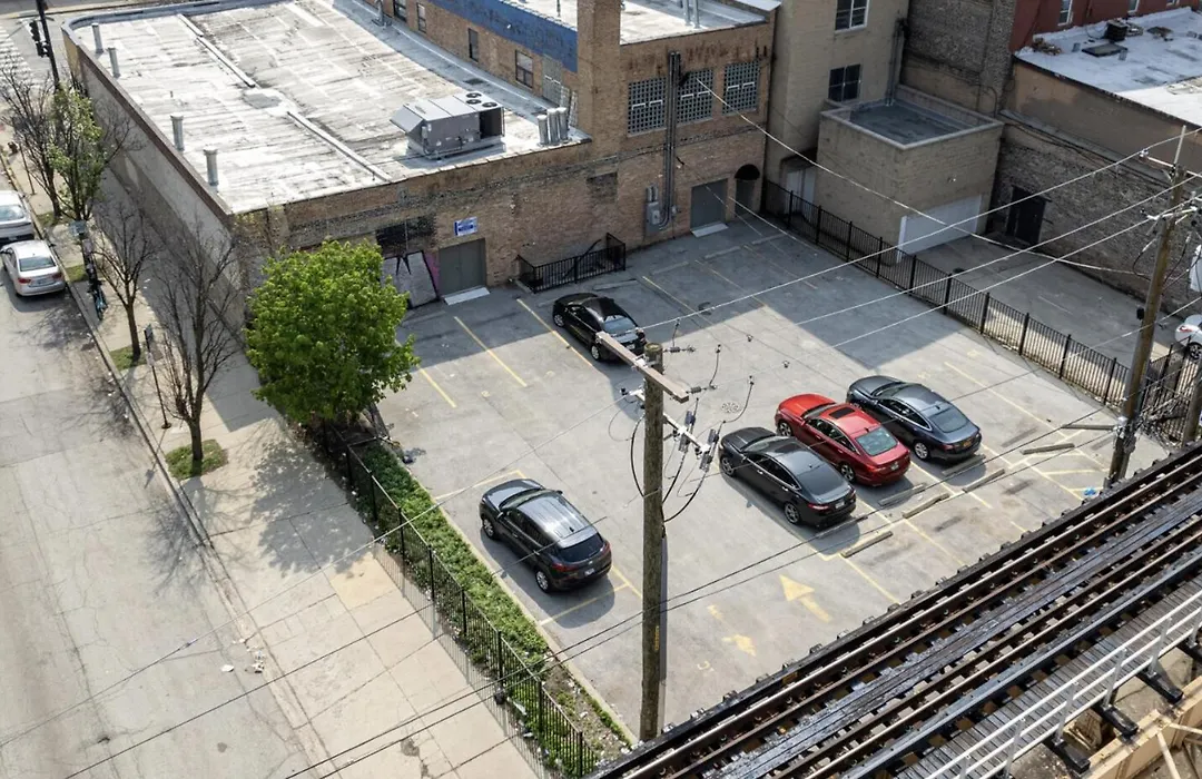Mccormick Place 420-Friendly 3Br-2Ba With Optional Parking - Sleeps 8-1