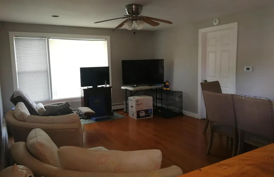 8100 Happy Home-1
