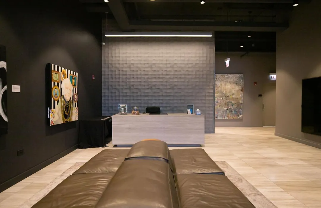 W Loop 2Br W Gym Pool In Heart Of Greektown Chi-534-1