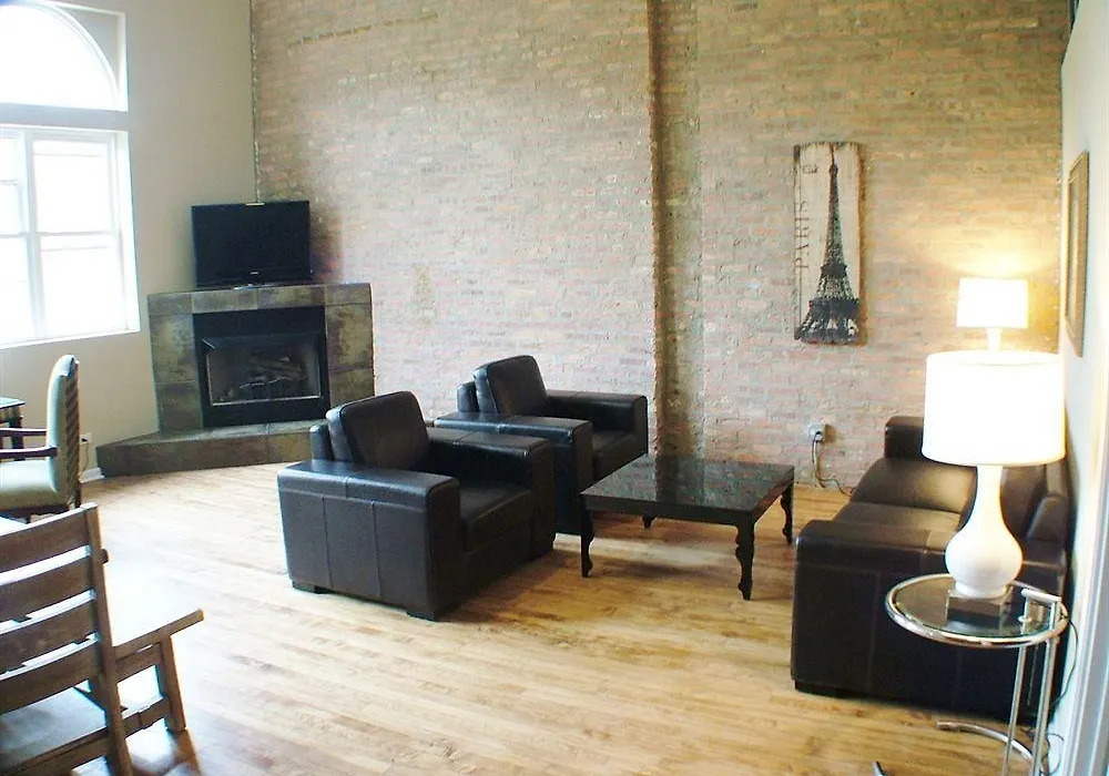 Wicker Park Bathhouse Apartments-1