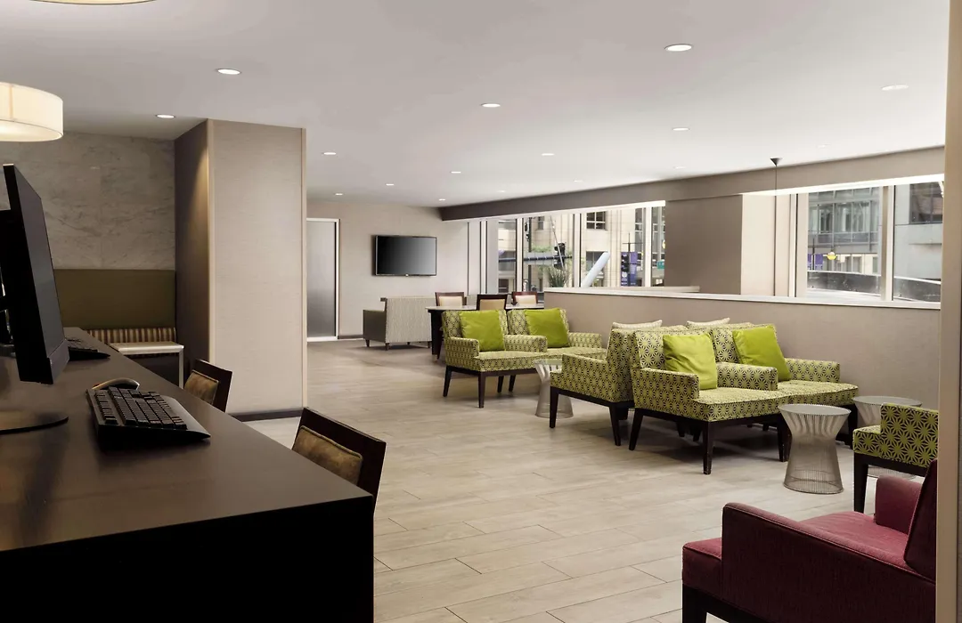 Hampton Inn Chicago Downtown/Magnificent Mile-1